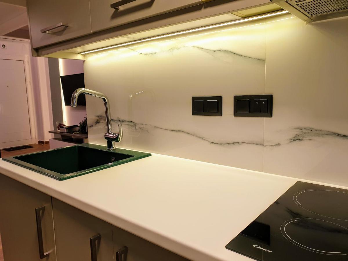 City House Loft Apartman Kalamáta Kültér fotó