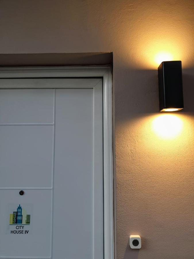 City House Loft Apartman Kalamáta Kültér fotó