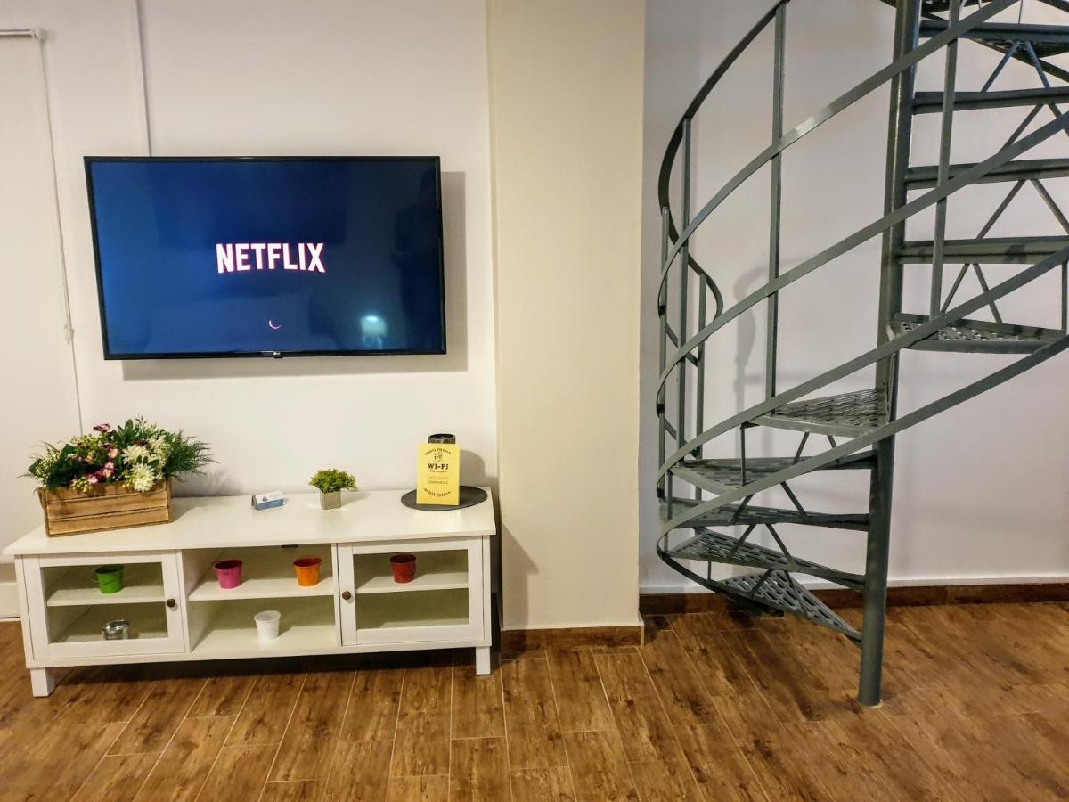 City House Loft Apartman Kalamáta Kültér fotó