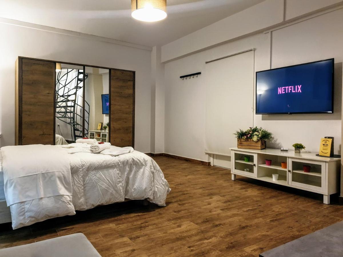 City House Loft Apartman Kalamáta Kültér fotó
