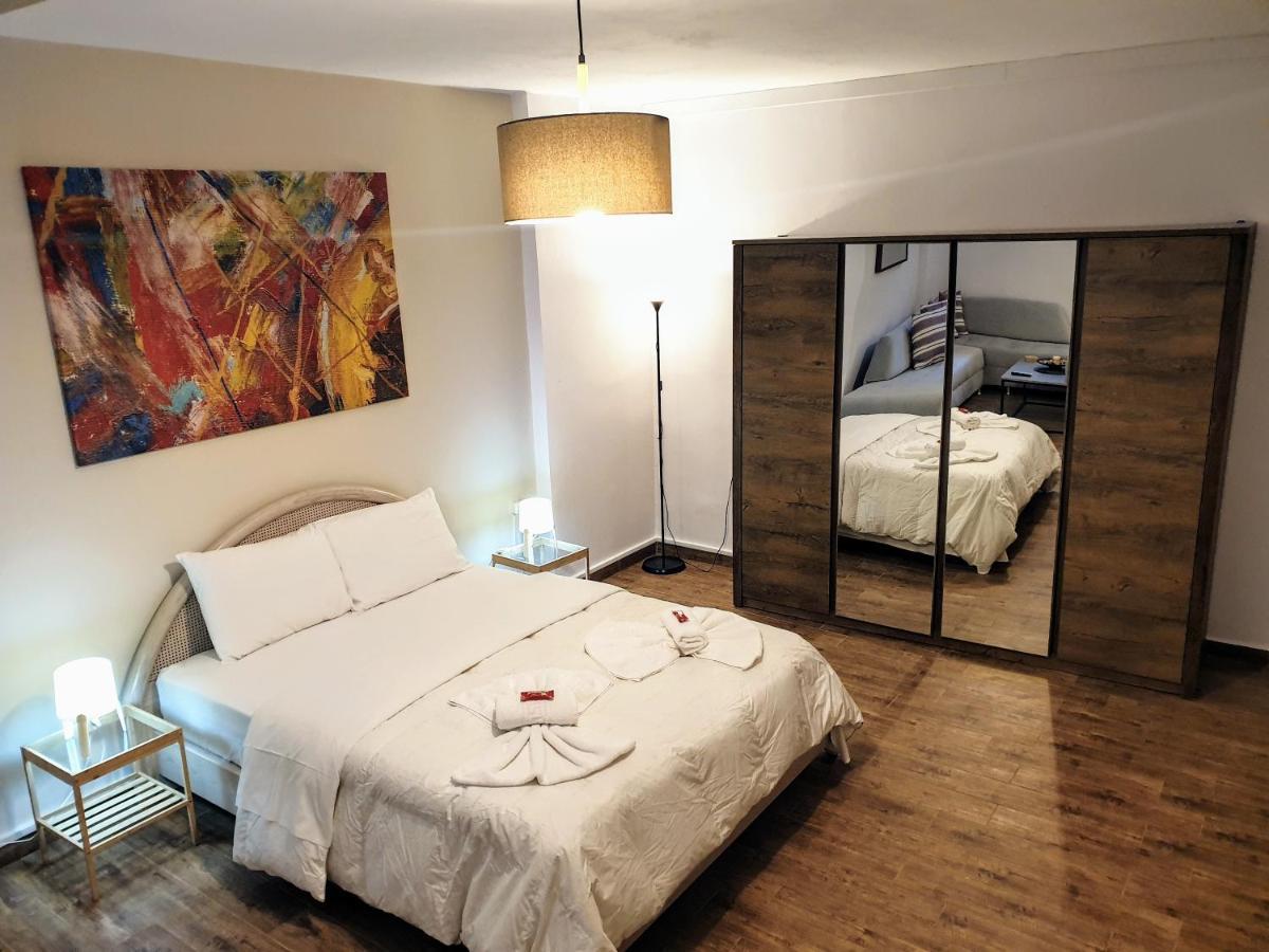 City House Loft Apartman Kalamáta Kültér fotó